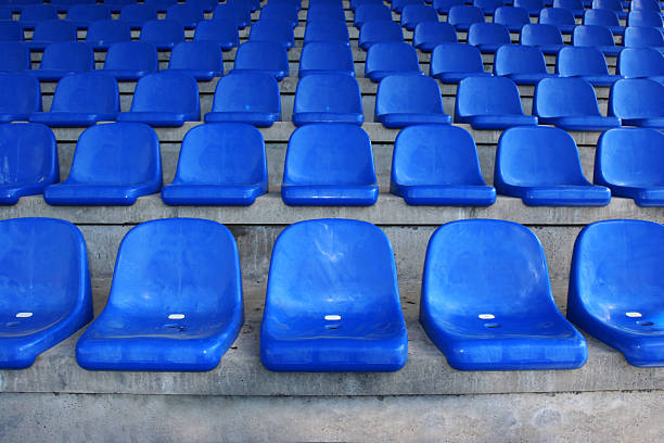 seatrows dans stadium - ticket sport fan american football photos et images de collection