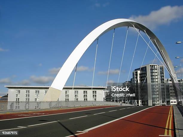 Foto de Ponte Vesgo De Glasgow e mais fotos de stock de Arco - Característica arquitetônica - Arco - Característica arquitetônica, Arquitetura, Curva - Forma