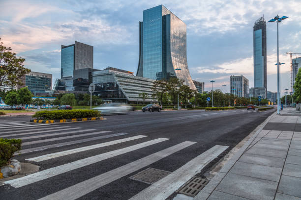 istock Empty road front of modern buildings 926927216