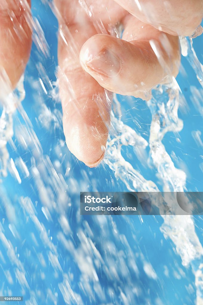Mão humana e água - Foto de stock de Adulto royalty-free