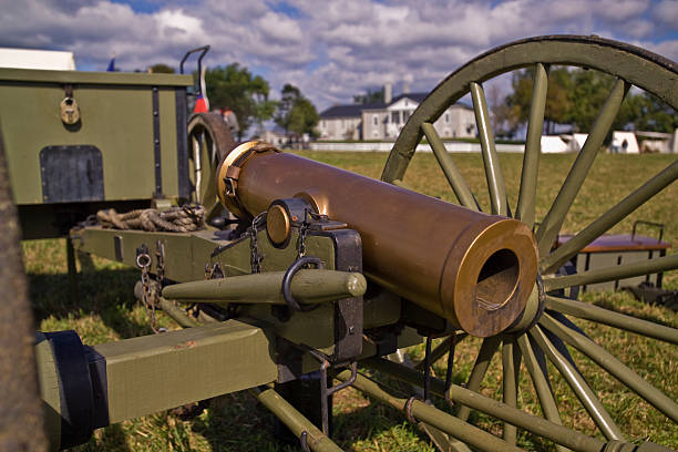 istock US Civil War Mountain Howitzer Artillery Close Up 92694475