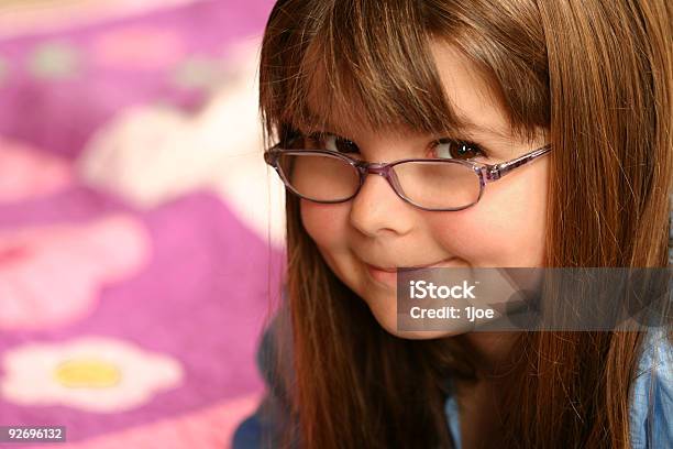 Smiley Dziewczyna - zdjęcia stockowe i więcej obrazów Dołeczek - Dołeczek, Dzieciństwo, Dziecko