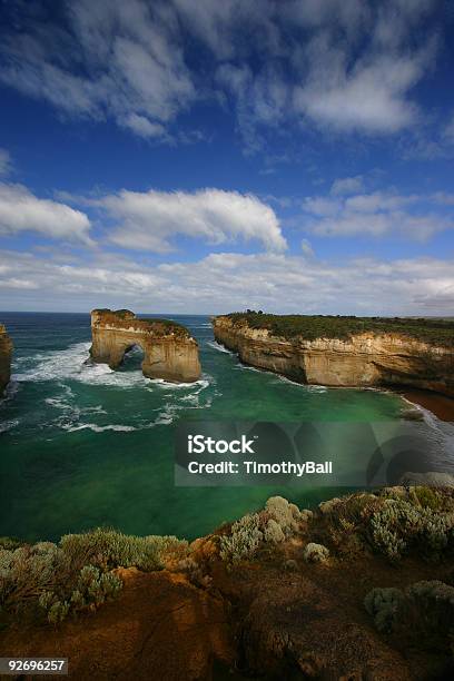 Loch И Gorge — стоковые фотографии и другие картинки Loch ard Gorge - Loch ard Gorge, Port Campbell National Park, Австралия - Австралазия