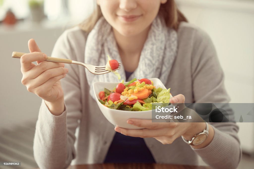 Gesunde Ernährung essen Salat-Konzept - Lizenzfrei Essen - Mund benutzen Stock-Foto