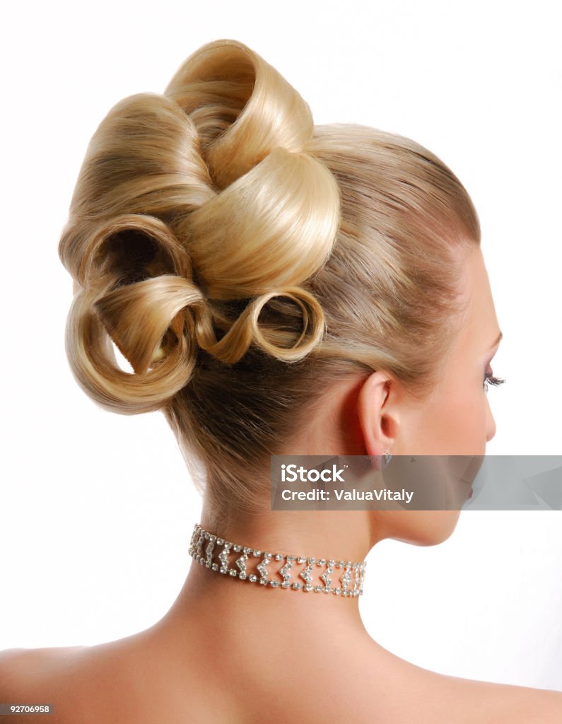 Matrimonio moderno taglio di capelli - Foto stock royalty-free di Adulto