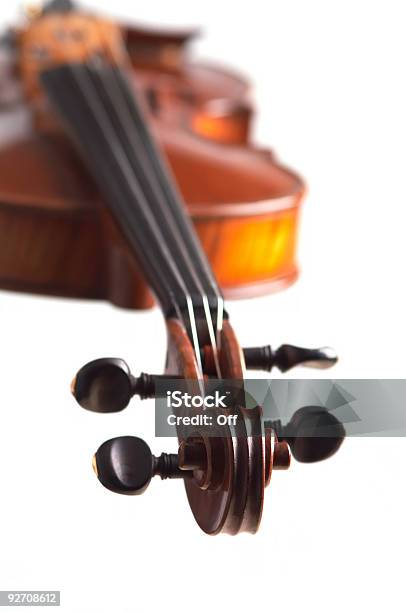 Violín Foto de stock y más banco de imágenes de Aislado - Aislado, Arco - Equipo musical, Arte