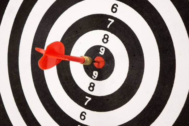 istock Target with arrow in the center 927116814