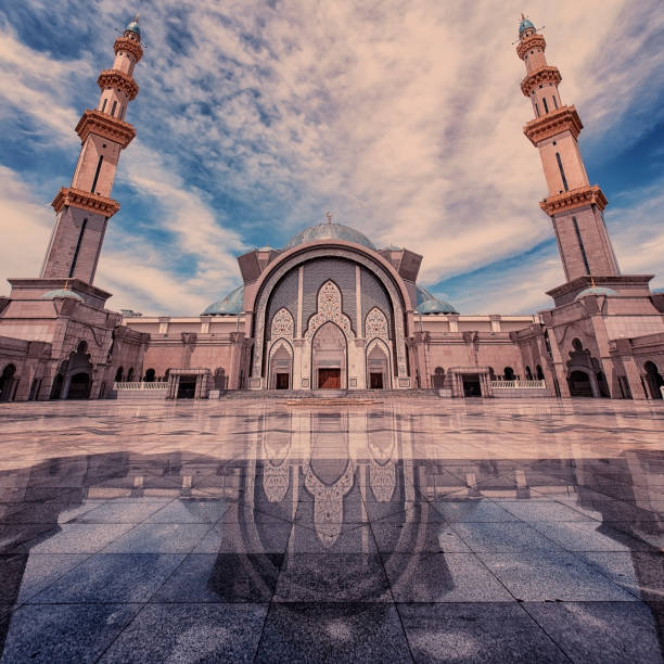 istock Wilayah Persekutuan mosque in Kuala Lumpur 927141734