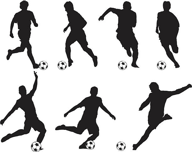 ilustraciones, imágenes clip art, dibujos animados e iconos de stock de siluetas de los jugadores de fútbol - delantero de fútbol