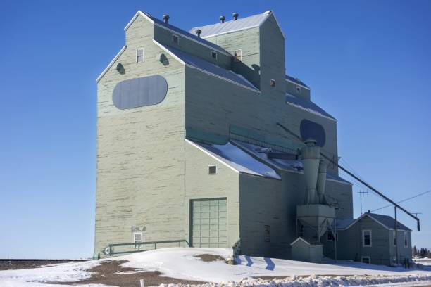 istock Grain Elevator Wood Silos Southern Alberta Canada Prairies 927169138