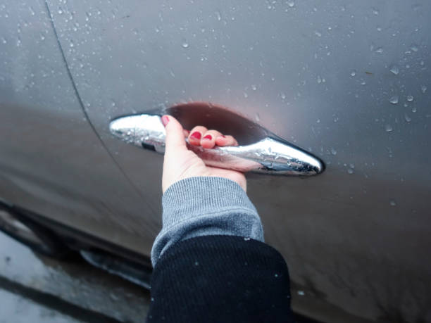istock Open the door to a luxury life 927234988