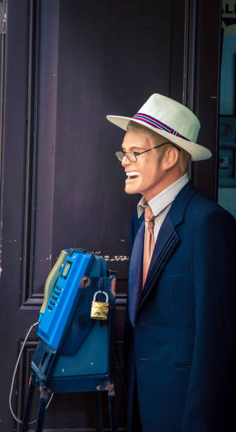 istock male mannequin with a hat 927240544