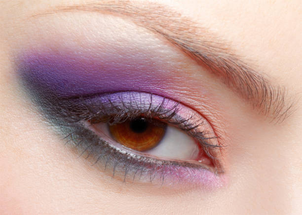 istock girl's eyezone makeup 927292698