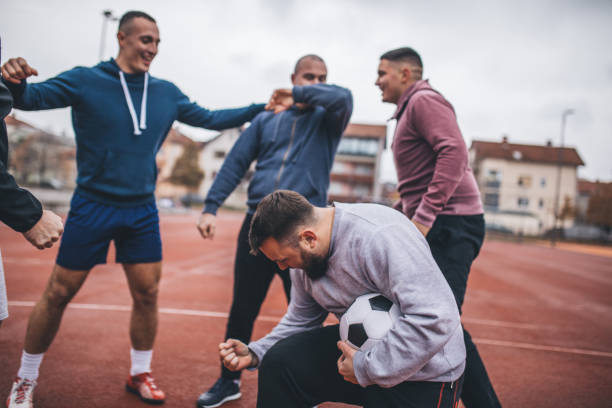 istock Happy football team 927299048