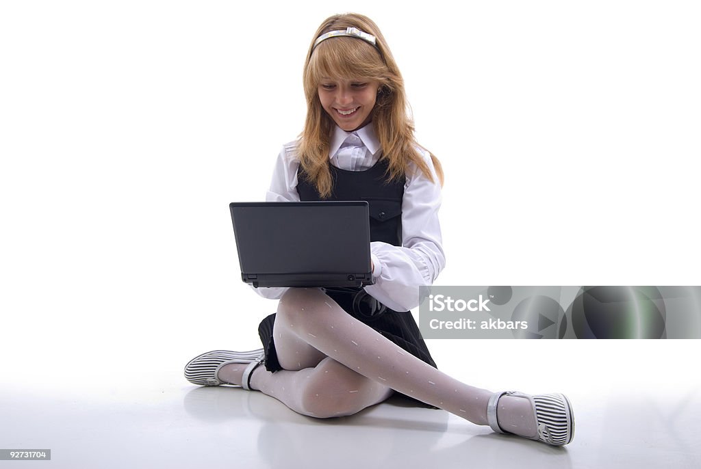 Szkoły Dziewczyna z laptopa - Zbiór zdjęć royalty-free (Adolescencja)