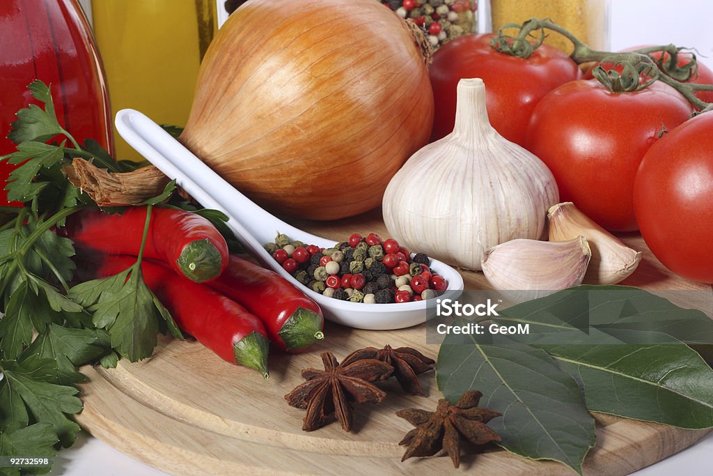 Épices et légumes - Photo de Ail - Légume à bulbe libre de droits