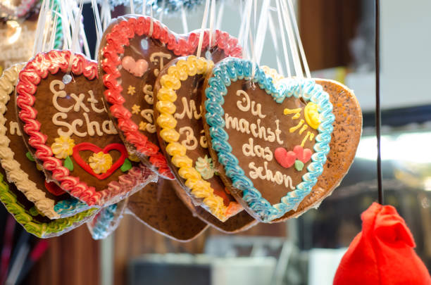 istock German Christmas gingerbreads 927336156