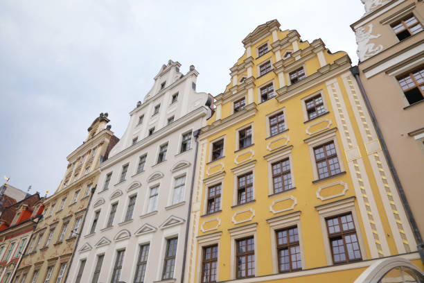 ヴロツワフの中心地、歴史的建造物の旧市街 - stockholm town square sergels torg city ストックフォトと画像