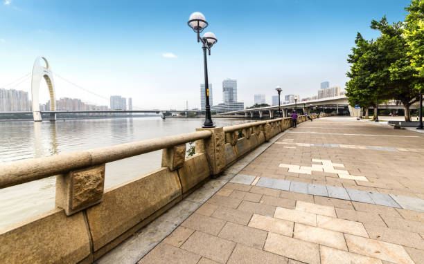 istock Empty floor with modern skyline and buildings in Guangzhou, Chongqing 927390824