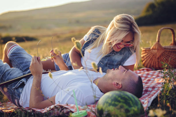 istock Beautiful young couple 927398212
