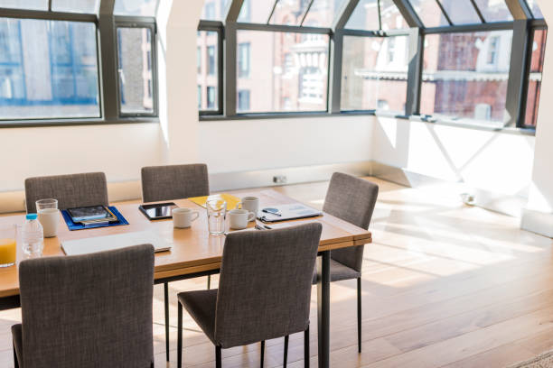 istock Empty business office in London 927406244