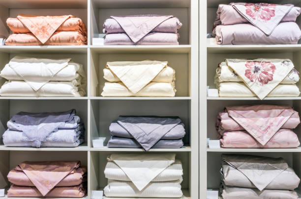 istock Some quilt on the shelf 927408130