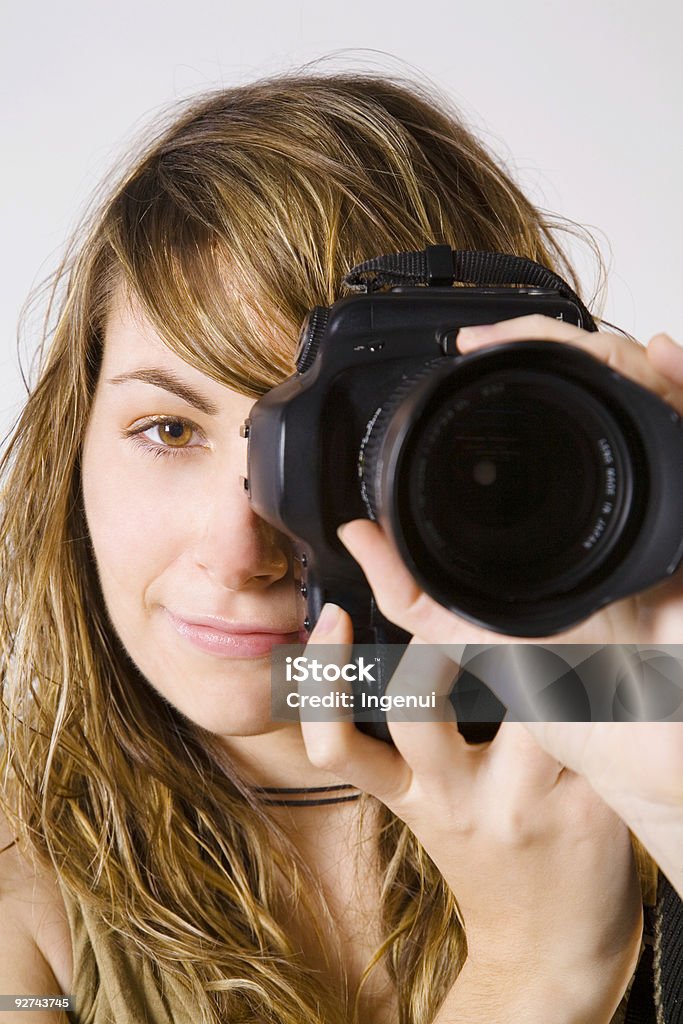 Профессиональный фотограф женщина - Стоковые фото Линза роялти-фри