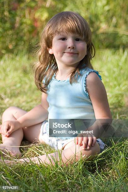 Ländliche Glückliche Mädchen Stockfoto und mehr Bilder von Blau - Blau, Eine Person, Europäischer Abstammung