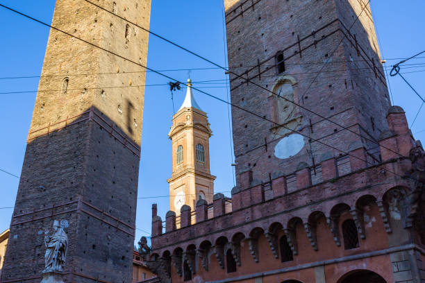 istock Bologna, Asinelli and Garisenda Towers.Emilia Romagna, Italy 927455012