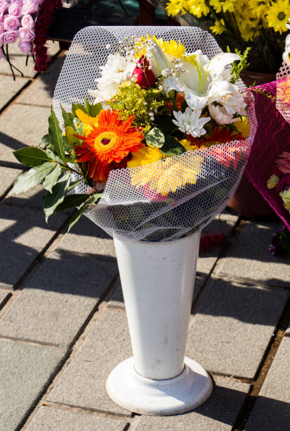 istock Amazing colorful Spring flowers in Vase 927468608