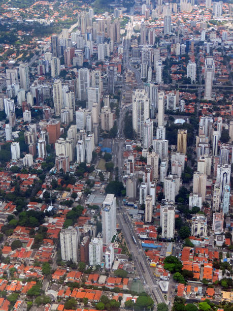 istock Sao Paulo aerial view 927474118