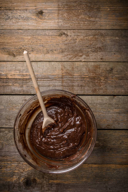 istock Bowl of cake mixture 927548966
