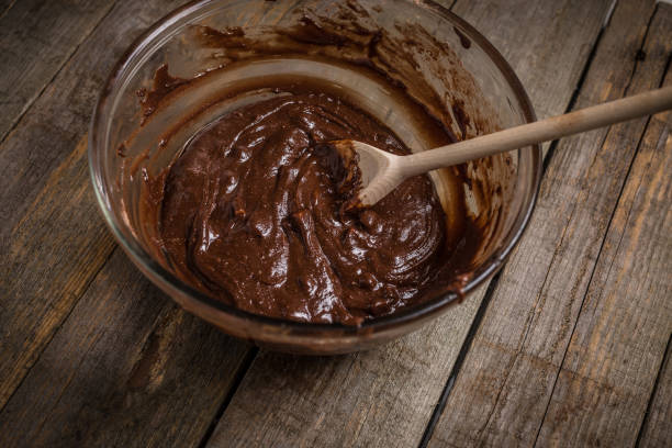 istock Bowl of cake mixture 927549092