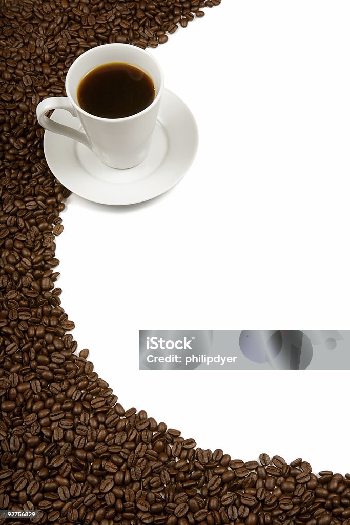 Kaffeetasse mit Kaffeebohnen - Lizenzfrei Braun Stock-Foto