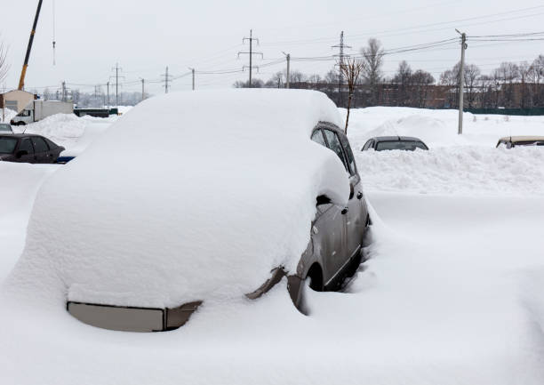 istock cars under the snow 927582252