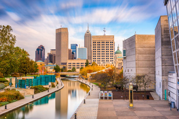 istock Indianapolis, Indiana, USA Skyline 927599630