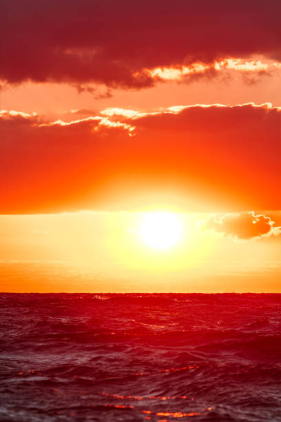 istock Romantic sunset over the sea 927604306
