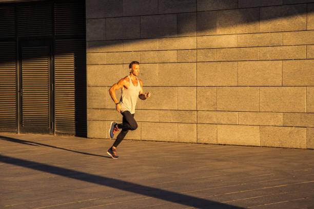 istock workout in city day. 927626216