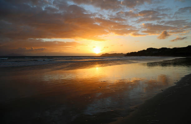 istock Waipu Beach sunrise 927650586