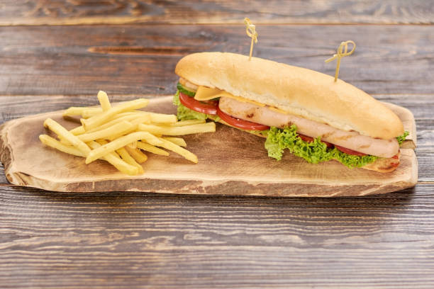 istock Hot dog with fresh vegetables. 927687588