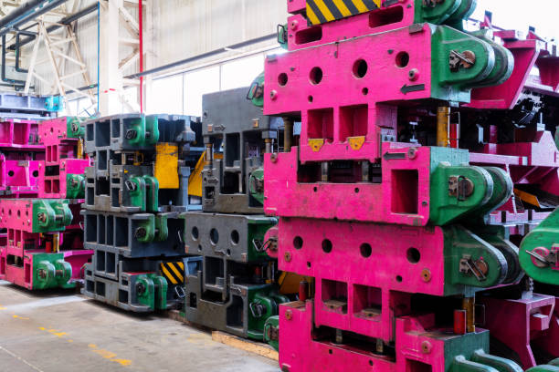 istock Automotive production line mold 927705224
