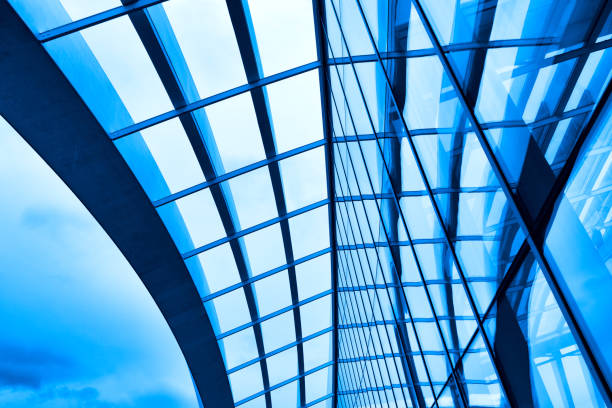 istock Business office building in London 927789974