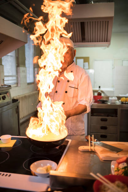 istock Chef in chinese restaurant 927798956