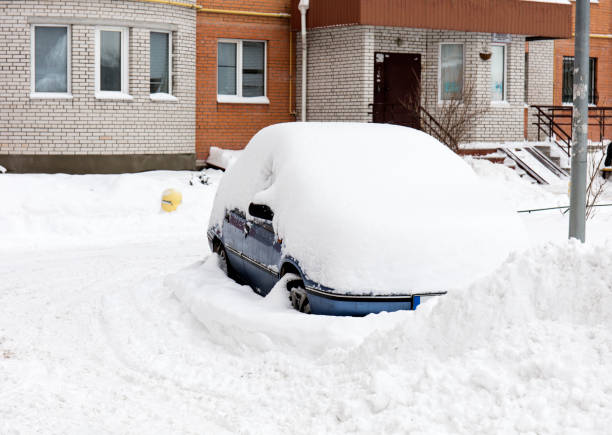 istock cars under the snow 927850038