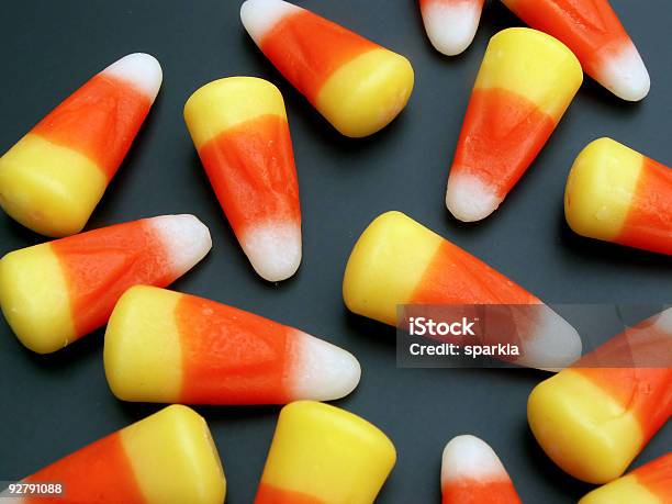 Bombons De Halloween - Fotografias de stock e mais imagens de Açúcar - Açúcar, Comida, Comida Doce