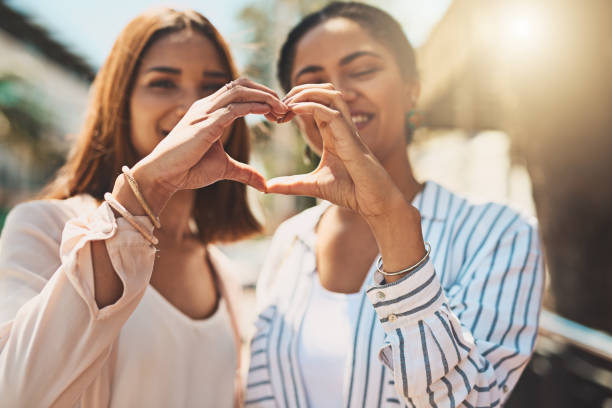 istock Love keeps your friendships strong 927911230