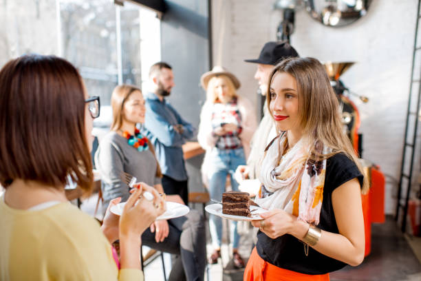 istock Friends in the cafe 927916914