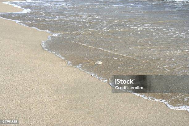 Woda W Sandy Beach - zdjęcia stockowe i więcej obrazów Bez ludzi - Bez ludzi, Fotografika, Gont drewniany