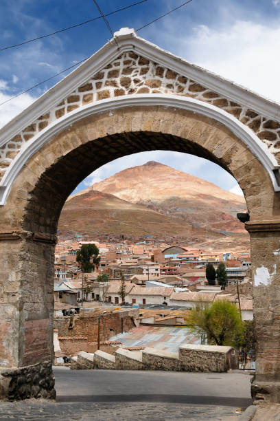 istock Cityscape - Cerro Rico 927947048