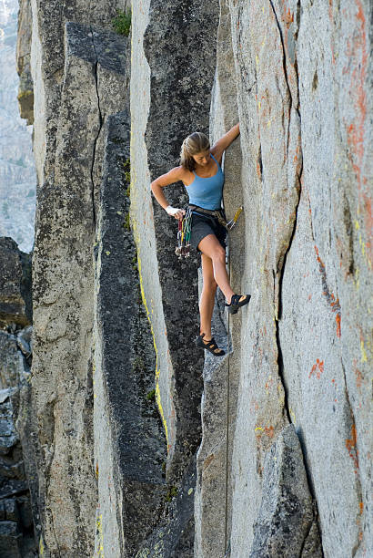 Mujer escalada en roca#1 - foto de stock